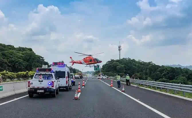 陆良高速公路汽车救援案例